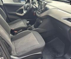 Peugeot 2008 Allure 1.6 M/T 2018 - 7