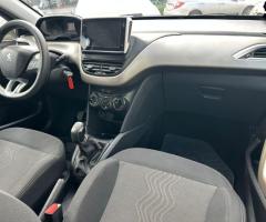 Peugeot 2008 Allure 1.6 M/T 2018 - 11