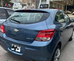 Chevrolet Onix 1.4 LT c/GNC 2016 - 11