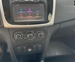 Renault Logan 1.6 Authentique Plus 2017 - 9
