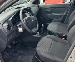 Renault Logan 1.6 Authentique Plus 2017 - 11