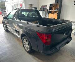 Peugeot Hoggar 1.6 Escapade 2014 c/GNC