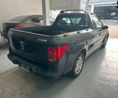 Peugeot Hoggar 1.6 Escapade 2014 c/GNC