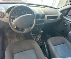 Renault Sandero 1.6 Pack 2011 c/GNC - 9